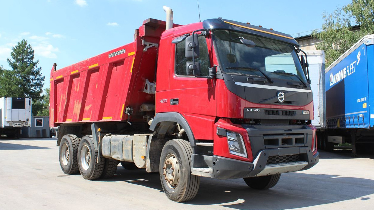 Самосвал Вольво